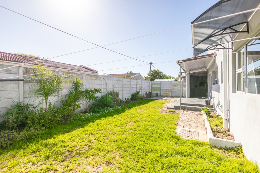 To Let 3 Bedroom Property for Rent in Zoo Park Western Cape